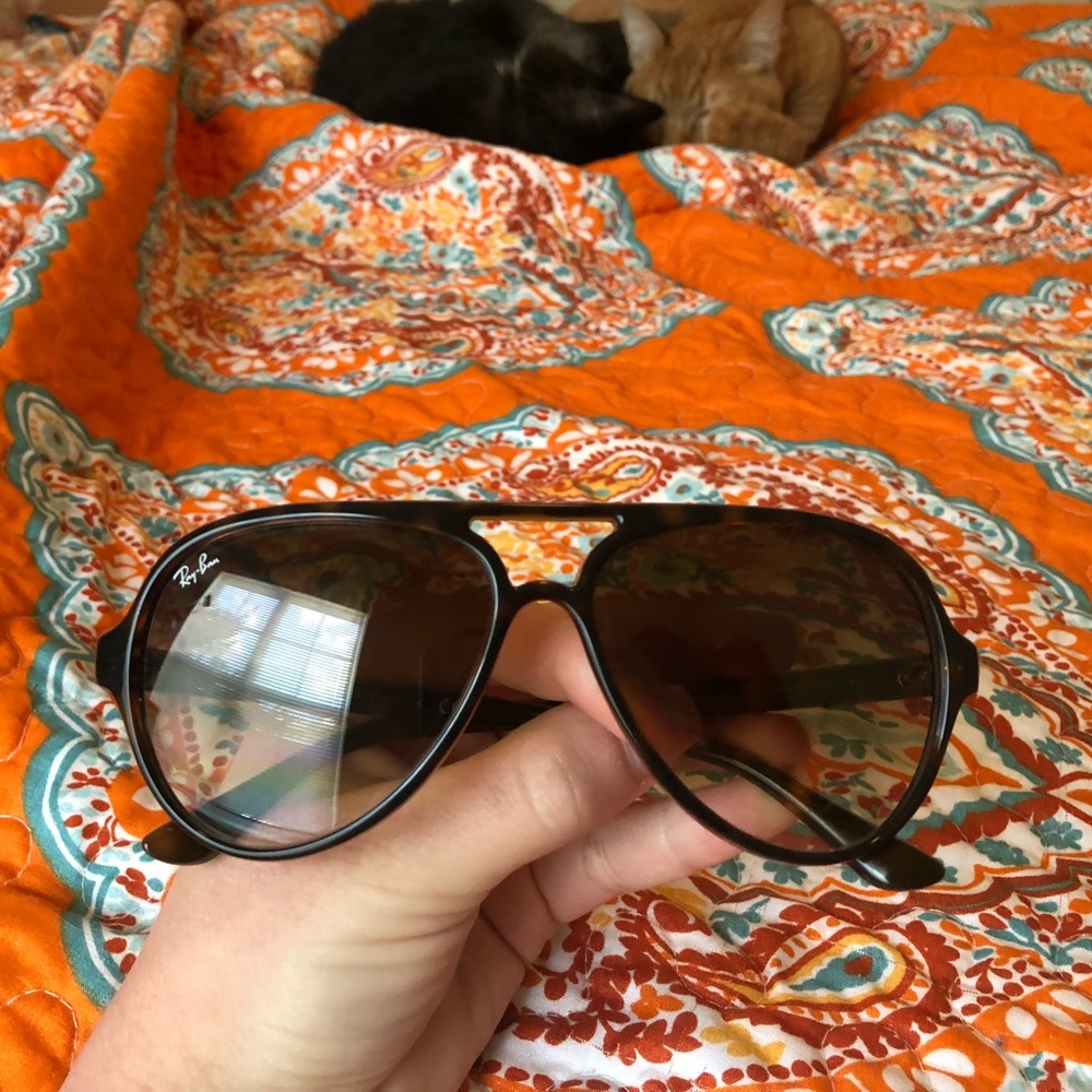Authentic Ray-Ban’s Cats 5000 Plastic Aviators
